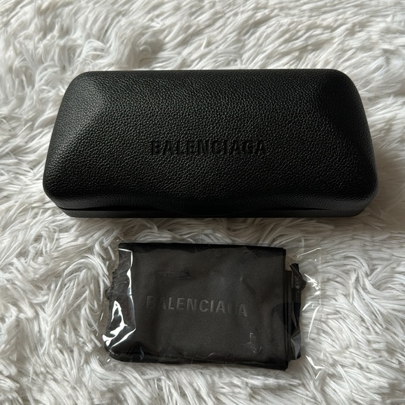 Balenciaga Accessories - BALENCIAGA EXTRA LARGE BLACK LEATHER SUNGLASSES CASE WITH DRAWSTRING POUCH NEW